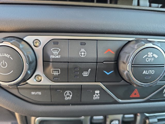 New 2026 Jeep Wrangler Unlimited Sahara AWD/4WD image 19