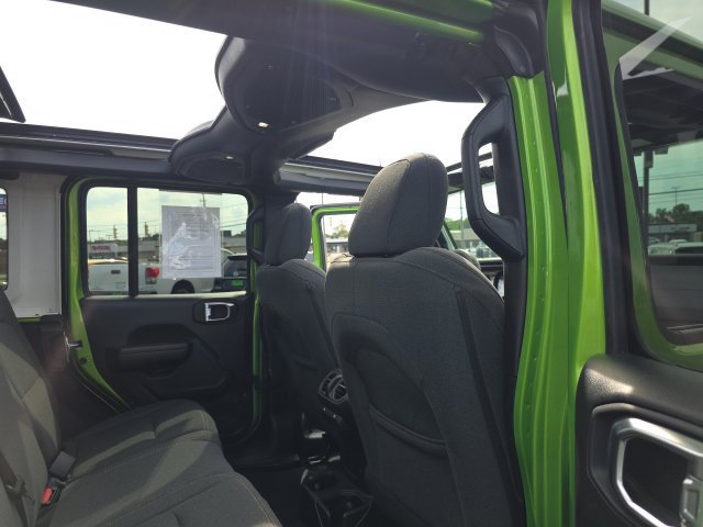 Used 2025 Jeep Wrangler Unlimited Sport AWD/4WD image 34