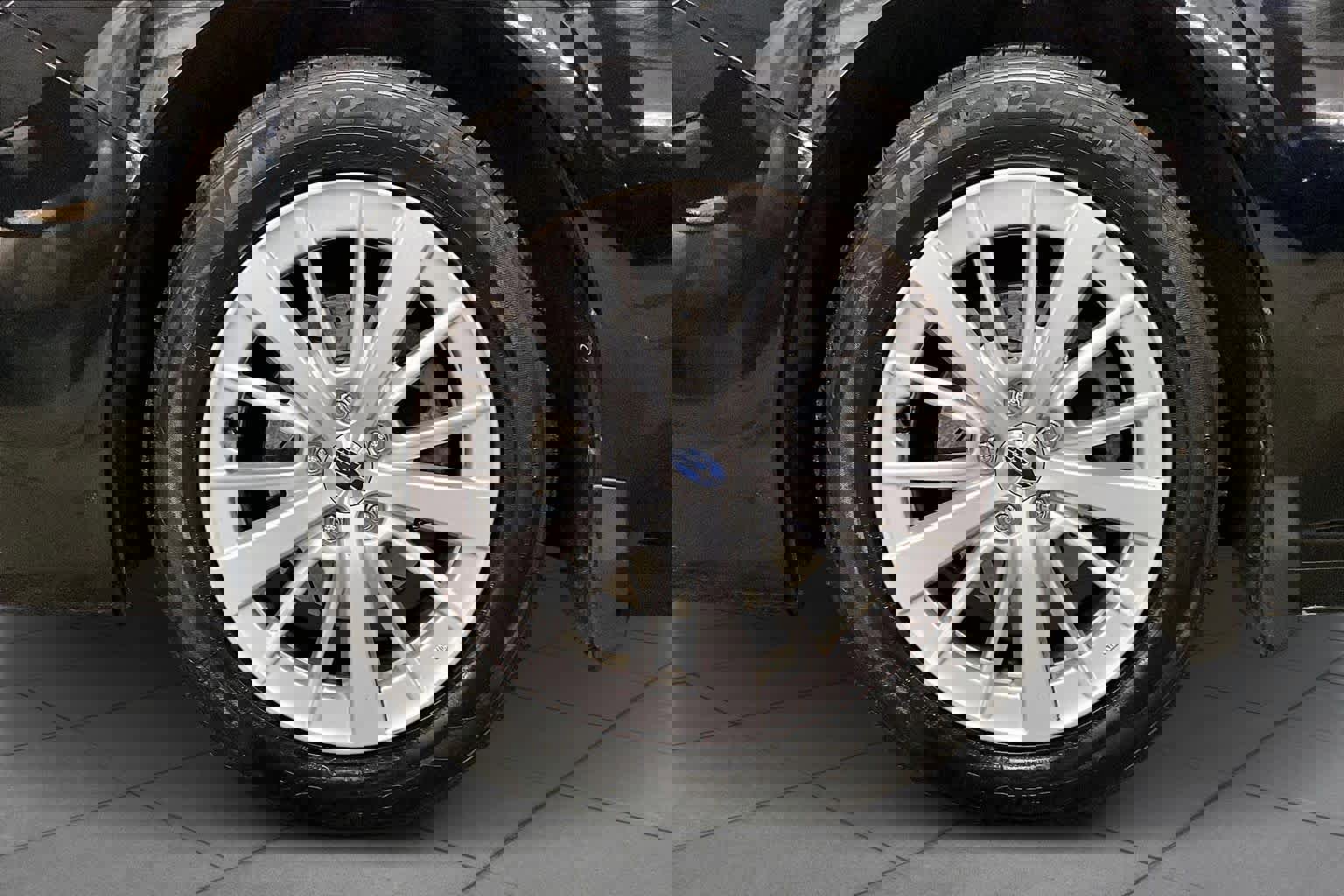 Used 2018 Subaru Impreza 2.0i Premium image 11