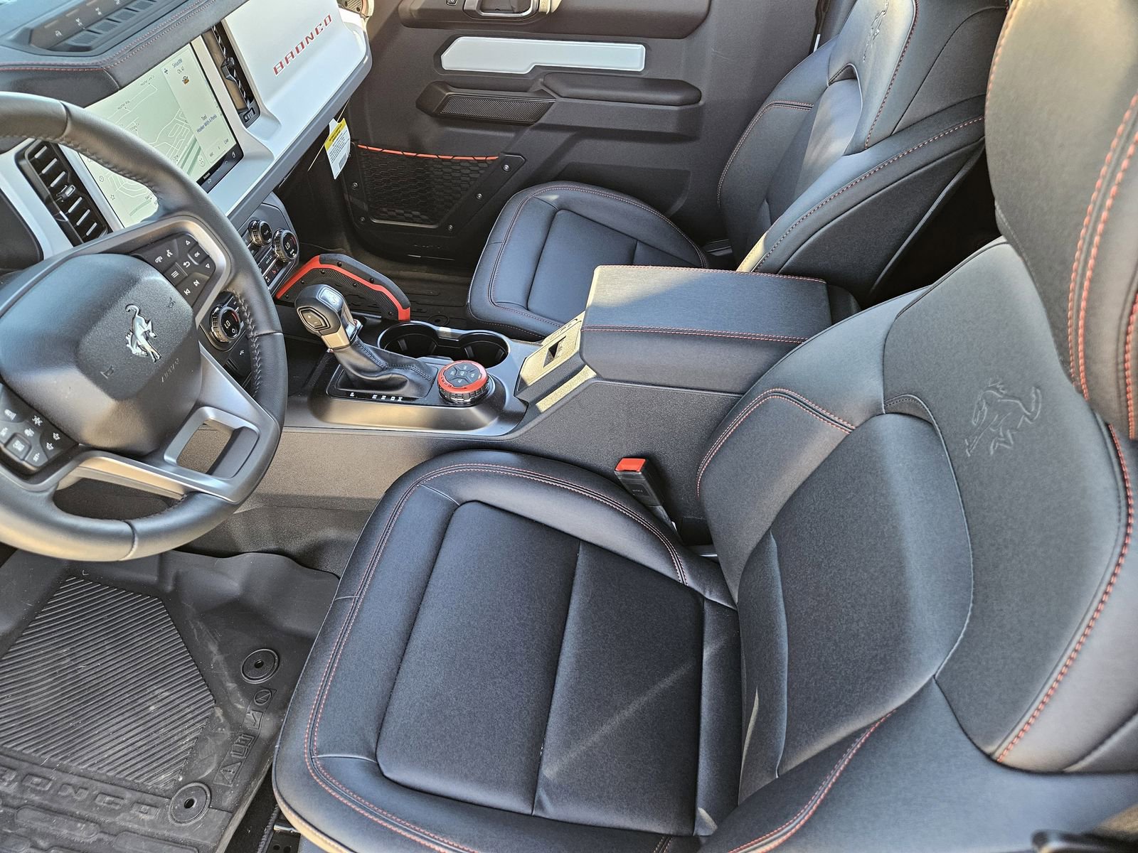 Used 2025 Ford Bronco Stroppe Edition image 14