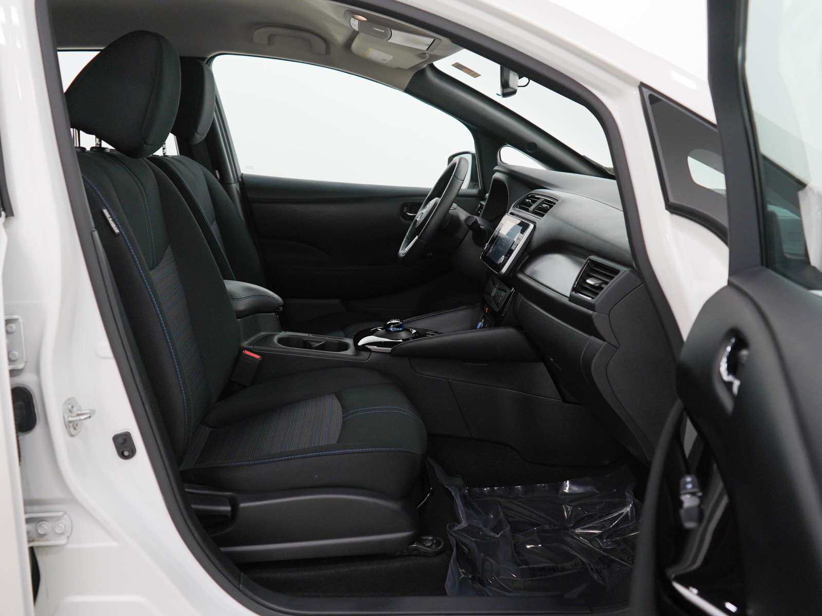Used 2024 Nissan Leaf SV Plus FWD image 12