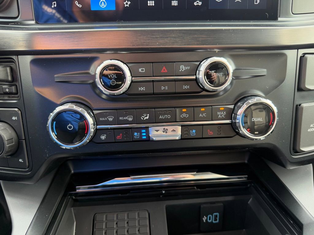 New 2026 Ford F250 Lariat image 32
