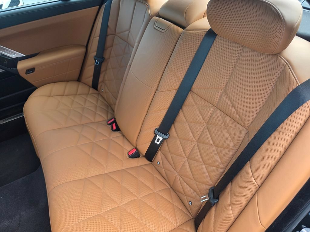 Certified 2023 BMW 740i w/ Parking Assistance Package RWD image 16
