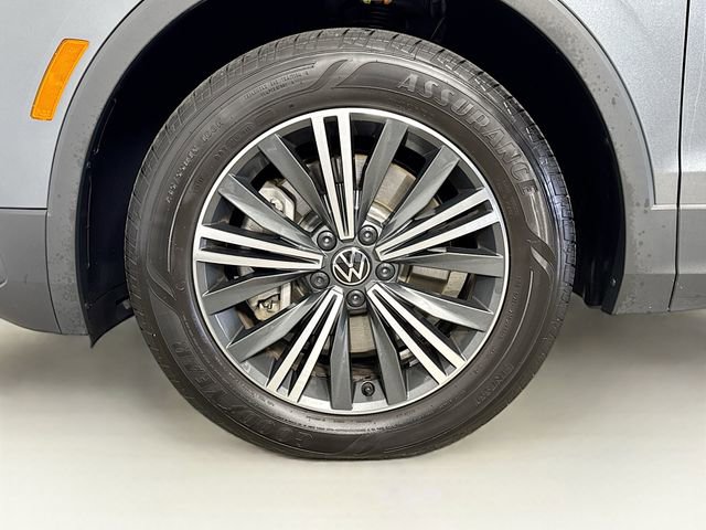 Used 2024 Volkswagen Tiguan Wolfsburg Edition image 31