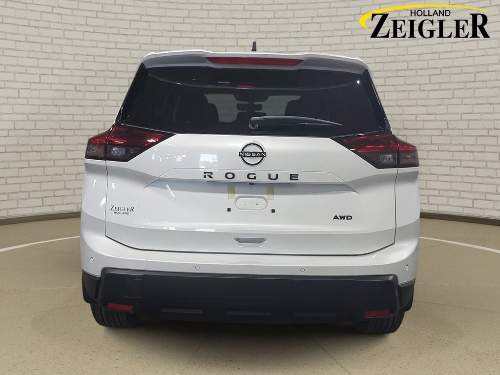 New 2026 Nissan Rogue Dark Armor AWD/4WD image 6