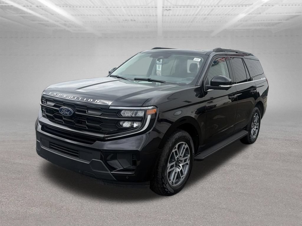 Used 2026 Ford Expedition Active AWD/4WD image 4