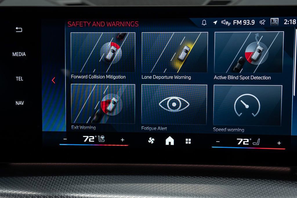 Used 2024 BMW X1 w/ M Sport Line w/ Premium Package image 31