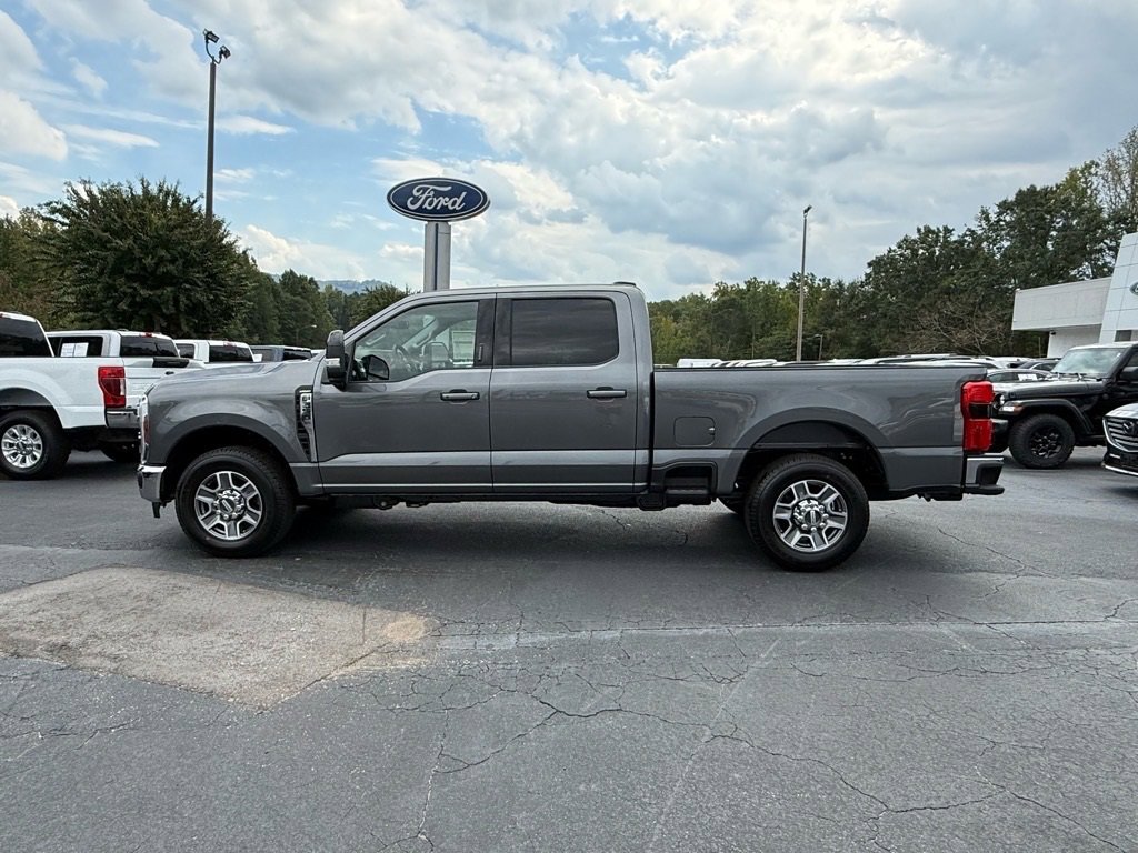 New 2026 Ford F350 Lariat image 7