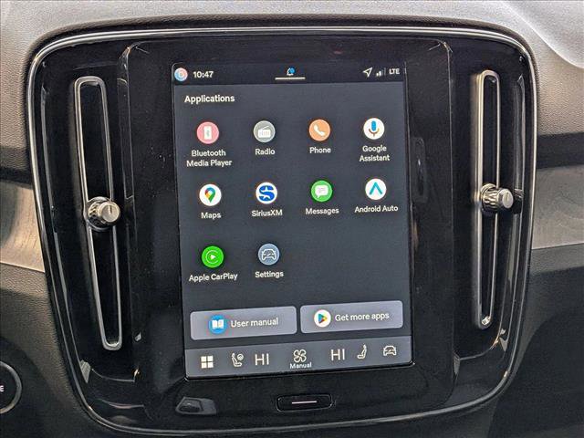 New 2026 Volvo XC40 B4 Core w/ Climate Package image 13