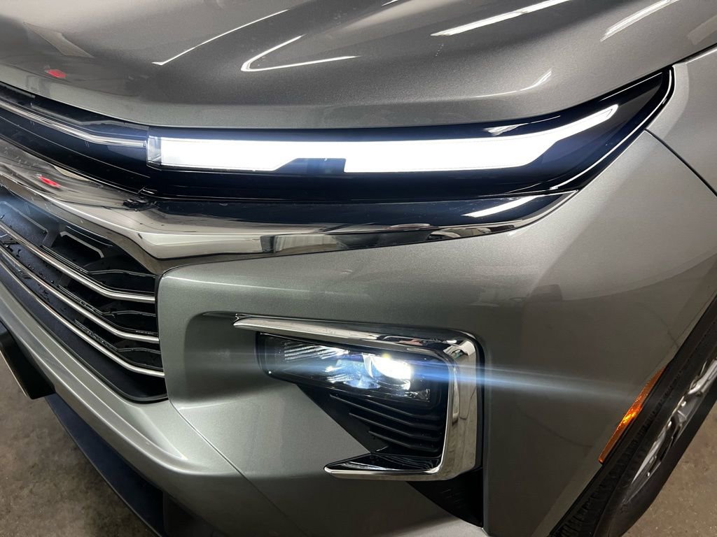 New 2026 Chevrolet Traverse LT w/ Driver Confidence Package image 9