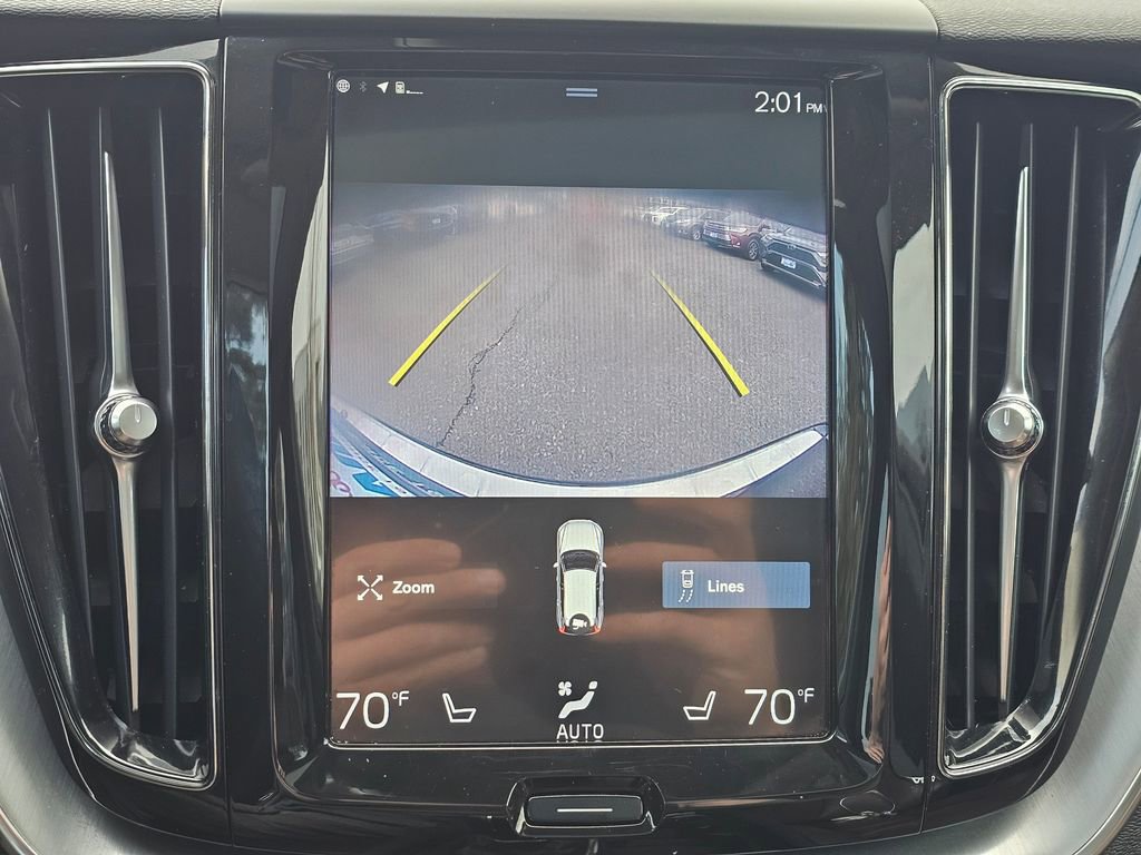 Used 2019 Volvo XC60 T5 Momentum w/ Protection Package Premier AWD/4WD image 15