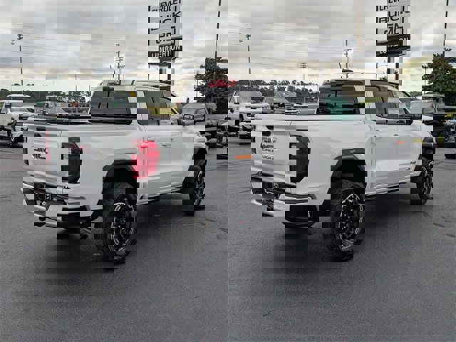 New 2026 GMC Canyon AT4 w/ AT4 Premium Package image 3