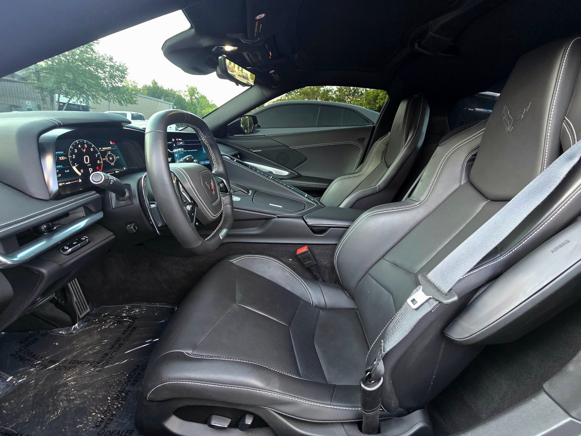 Used 2025 Chevrolet Corvette Z06 RWD image 9