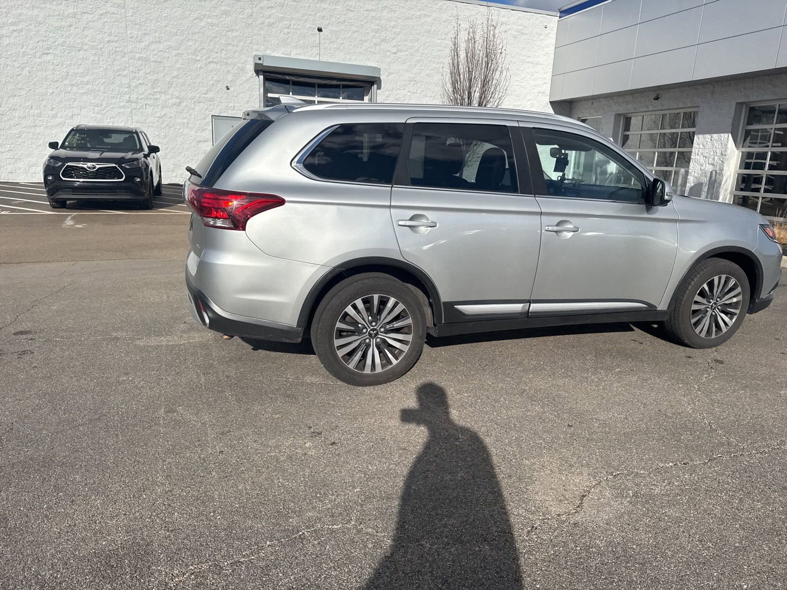 Used 2020 Mitsubishi Outlander AWD image 8