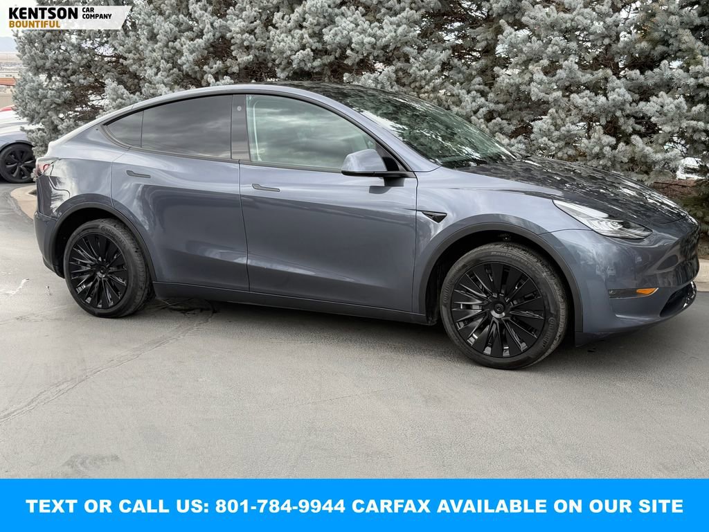 Used 2023 Tesla Model Y Long Range image 12