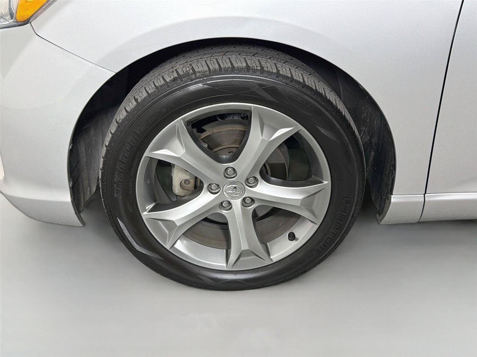 Used 2013 Toyota Venza Limited w/ Tow Prep Pkg AWD/4WD image 31