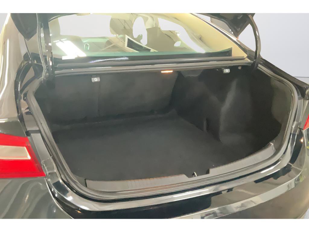 Certified 2017 Chevrolet Malibu LT FWD image 18