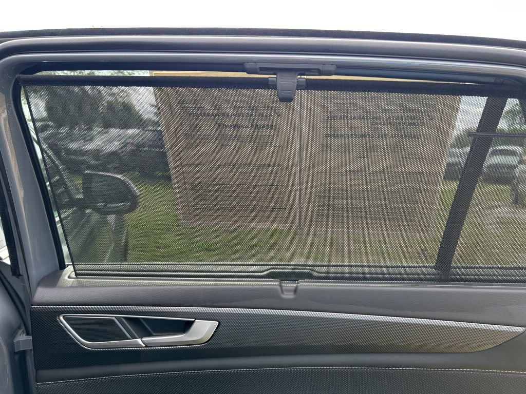 Used 2025 Volkswagen Atlas Cross Sport SEL image 43