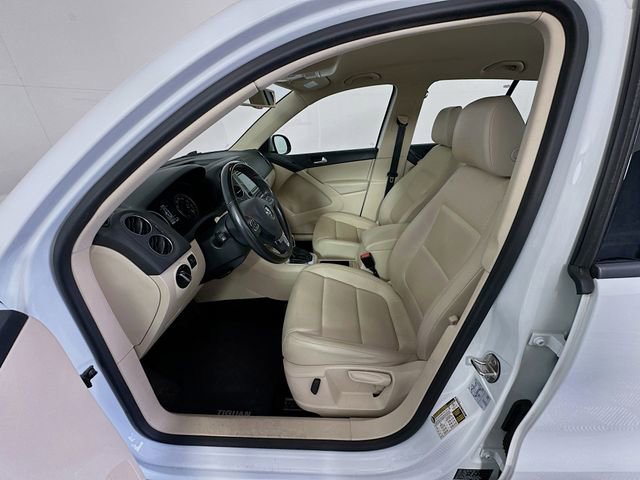 Used 2017 Volkswagen Tiguan S image 20
