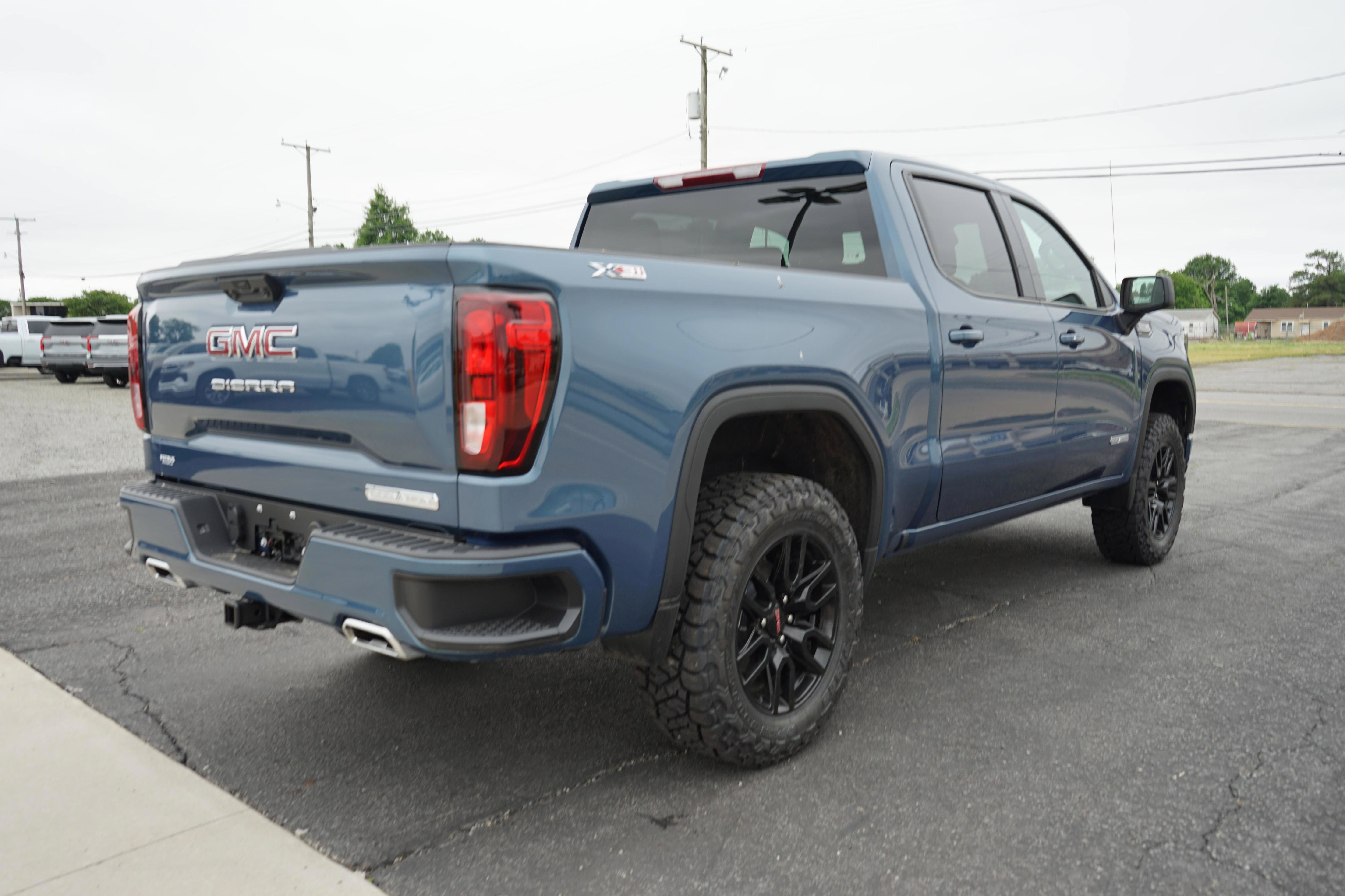 New 2026 GMC Sierra 1500 Elevation w/ X31 Off-Road Package AWD/4WD image 5