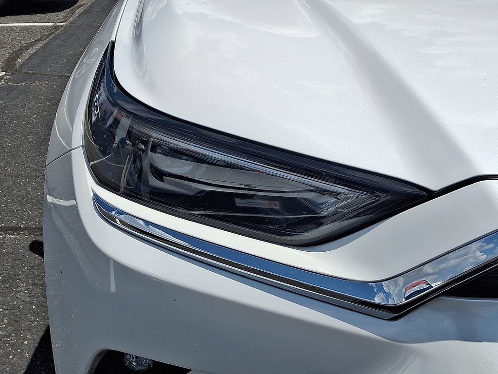 Certified 2025 Toyota Grand Highlander FWD image 9