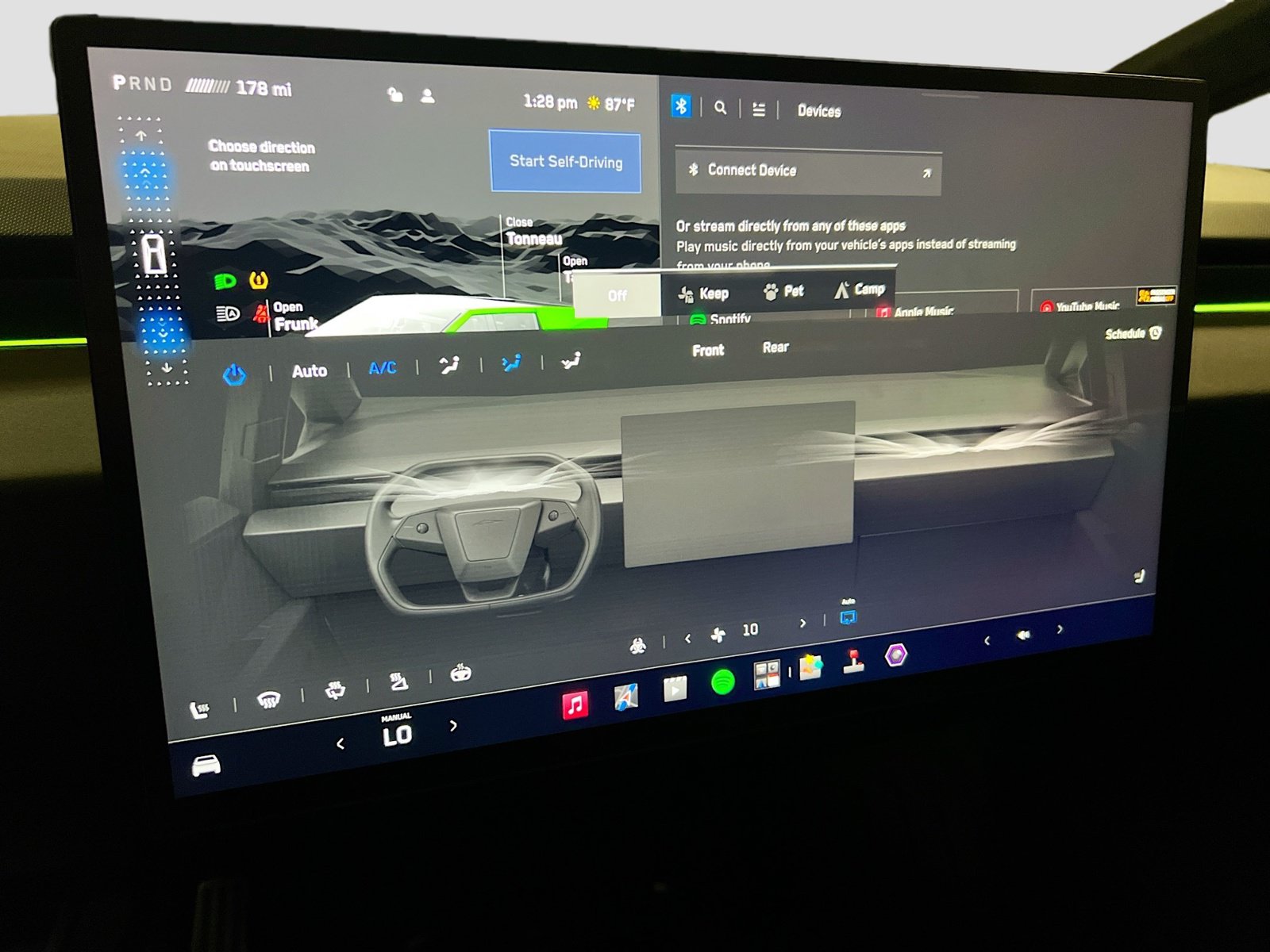Used 2025 Tesla Cybertruck AWD Crew Cab image 11
