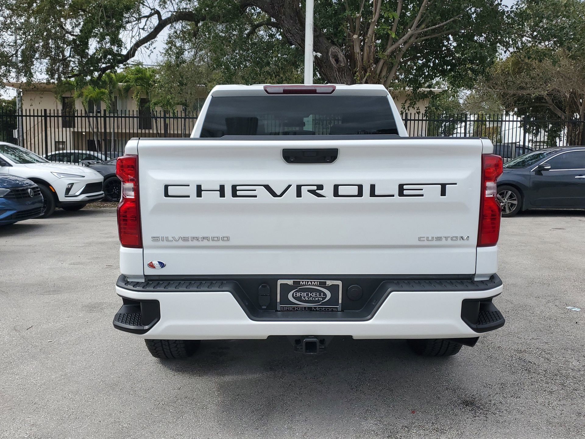 Used 2024 Chevrolet Silverado 1500 Custom w/ Turbomax Blackout Package image 8