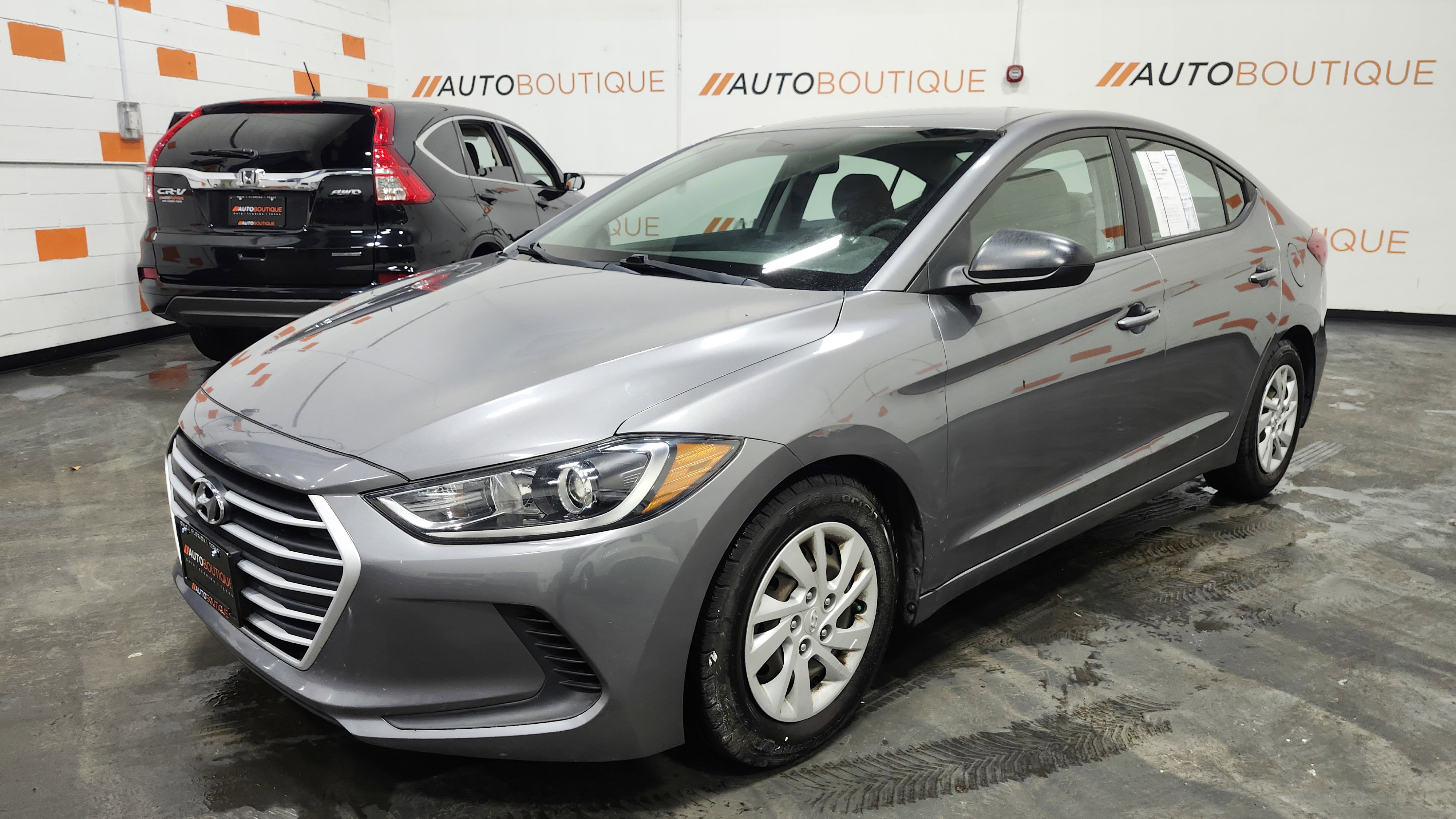 Used 2018 Hyundai Elantra SE image 11