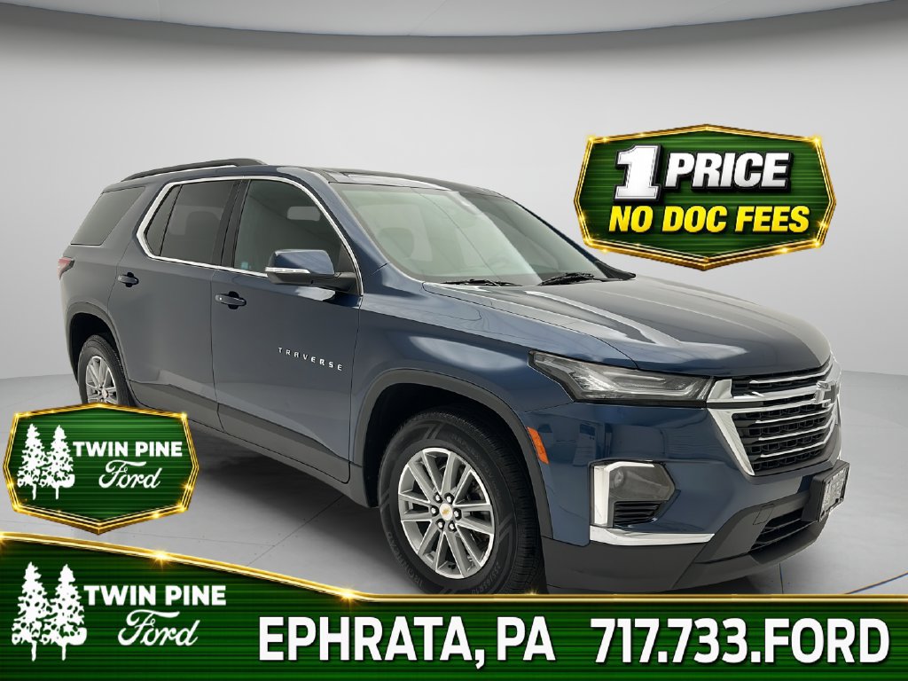 Used 2023 Chevrolet Traverse LT