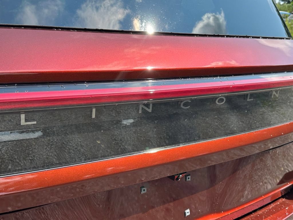 New 2027 Lincoln Navigator Reserve AWD/4WD image 29