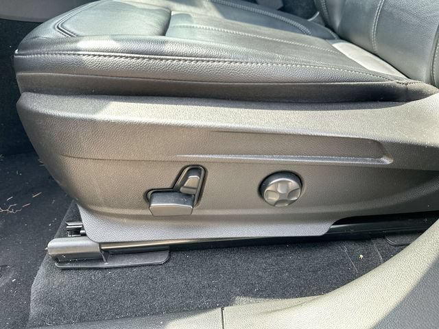 Used 2023 Alfa Romeo Stelvio Ti w/ Active Assist Plus Package AWD/4WD image 38