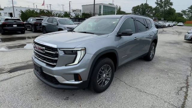 Used 2025 GMC Acadia Elevation FWD image 6