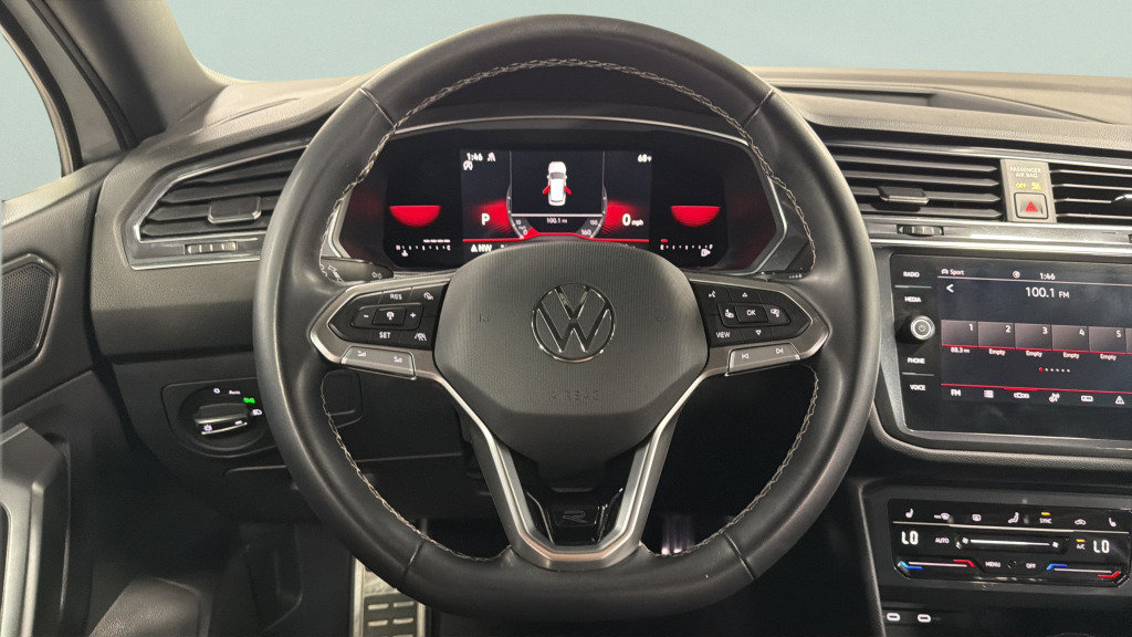 Certified 2023 Volkswagen Tiguan SE R-Line AWD/4WD image 36