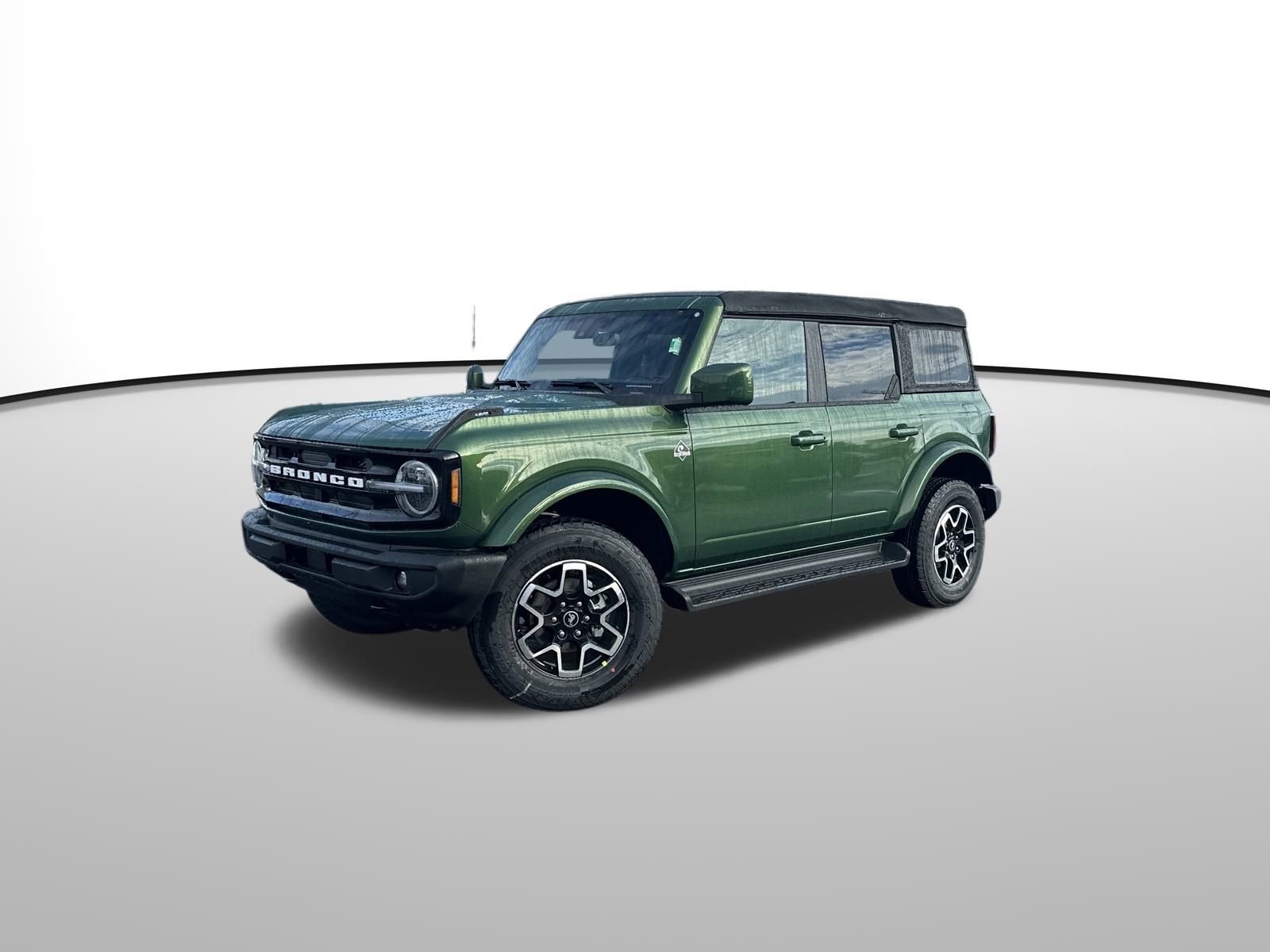 New 2025 Ford Bronco Outer Banks image 2