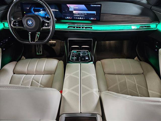 Certified 2023 BMW i7 xDrive60 AWD/4WD image 18