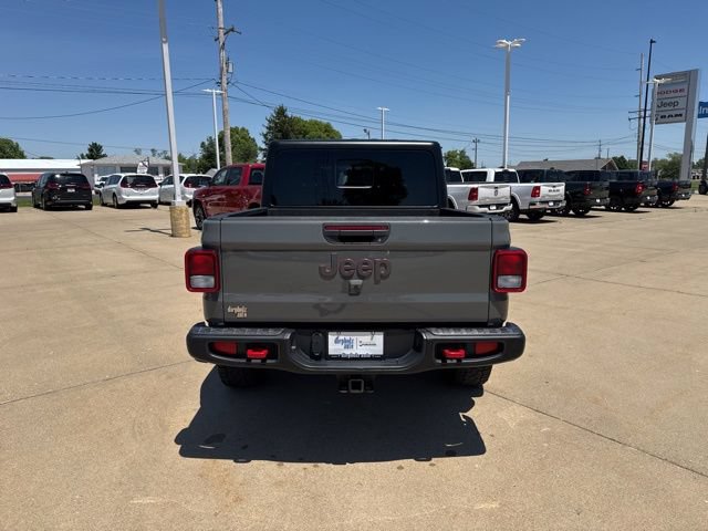 Used 2023 Jeep Gladiator Rubicon w/ Cold Weather Group AWD/4WD image 6