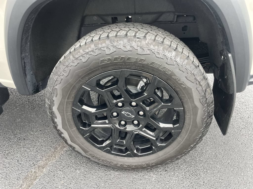 Used 2026 Chevrolet Colorado Trail Boss AWD/4WD image 8