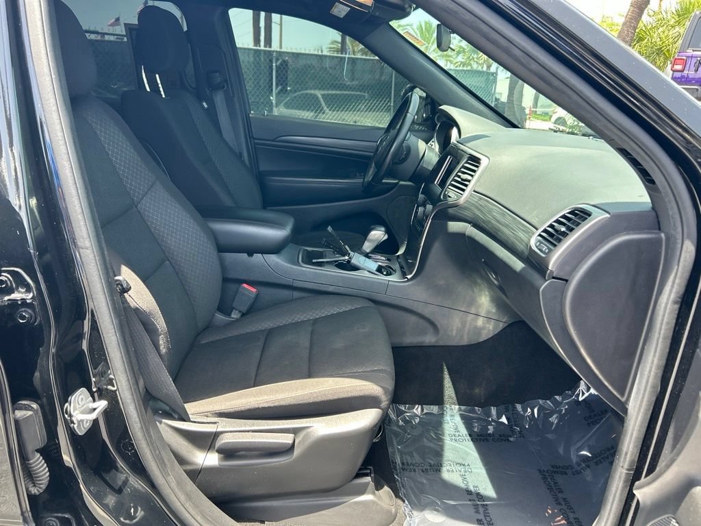 Used 2021 Jeep Grand Cherokee Laredo RWD image 22