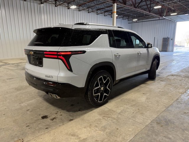 New 2026 Chevrolet Traverse High Country w/ LPO, Floor Liner Package image 6