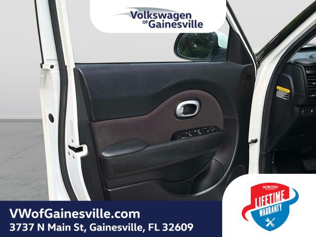 Used 2019 Kia Soul FWD image 15