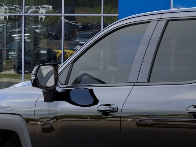 New 2026 Chevrolet Silverado EV Trail Boss w/ Premium Package AWD/4WD image 12