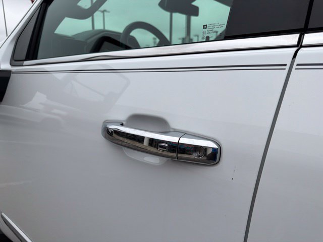 Used 2024 Chevrolet Silverado 2500 High Country AWD/4WD image 17