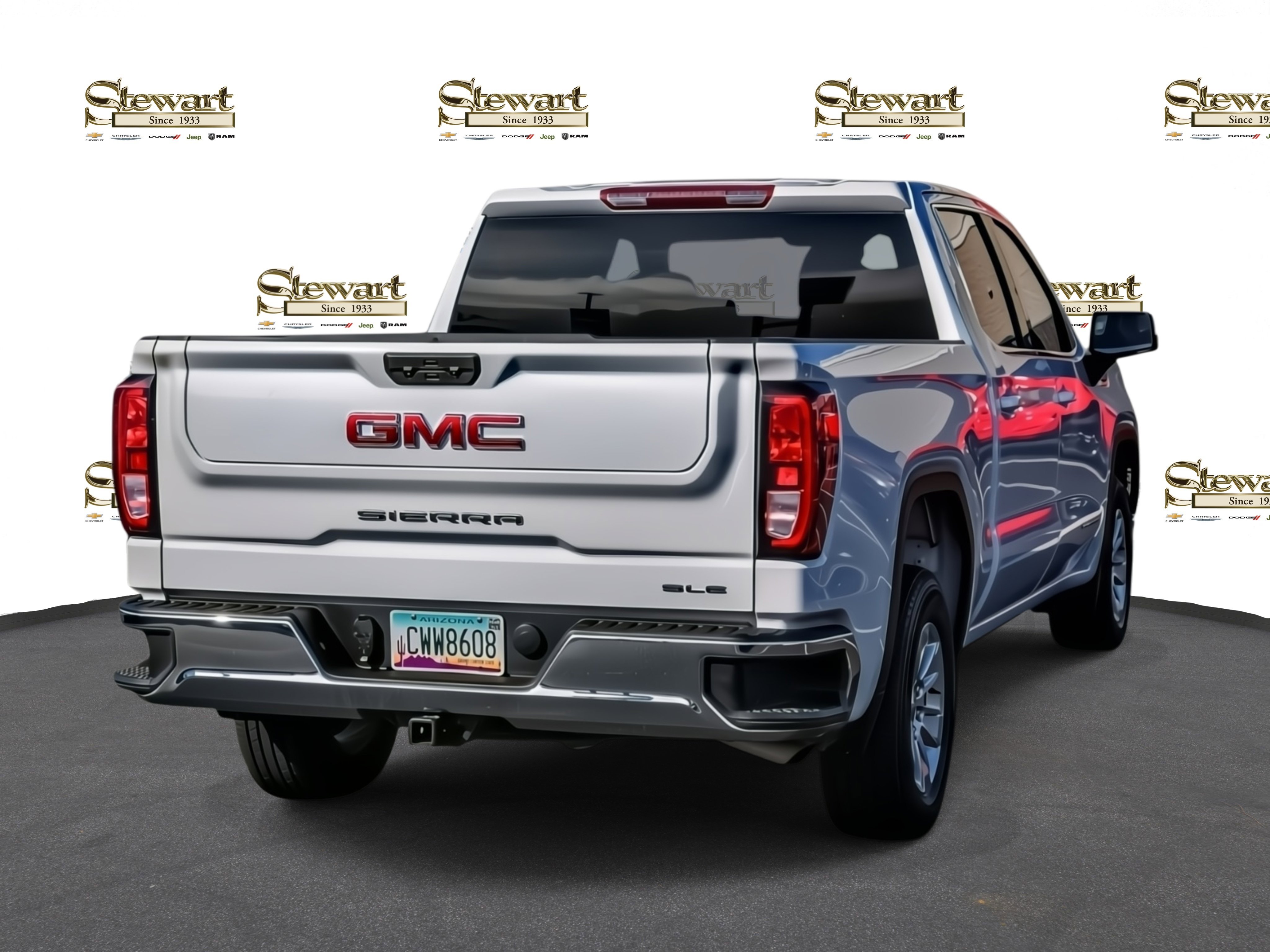 Used 2024 GMC Sierra 1500 SLE image 4