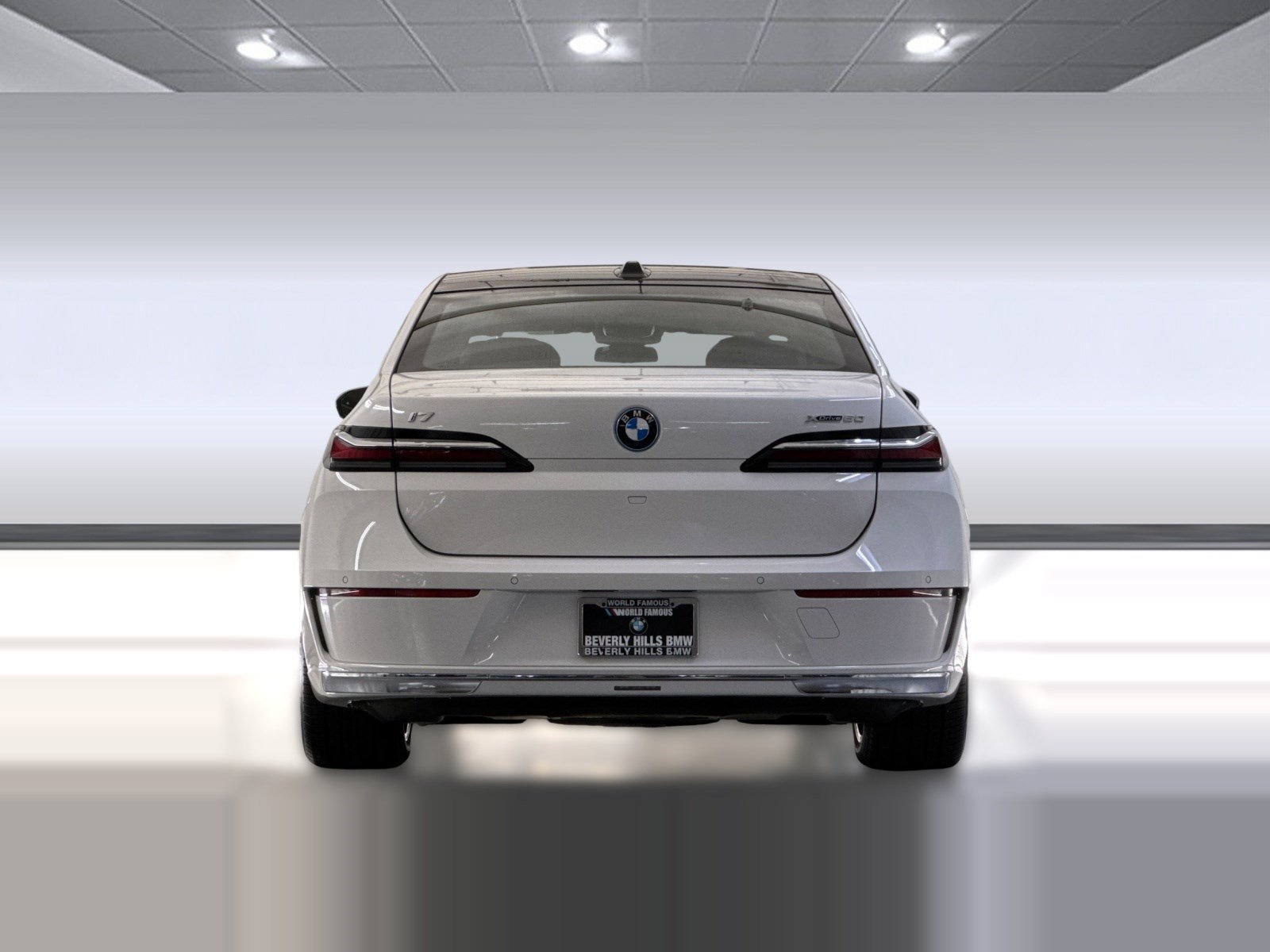 Used 2026 BMW i7 xDrive60 w/ Executive Package AWD/4WD image 9