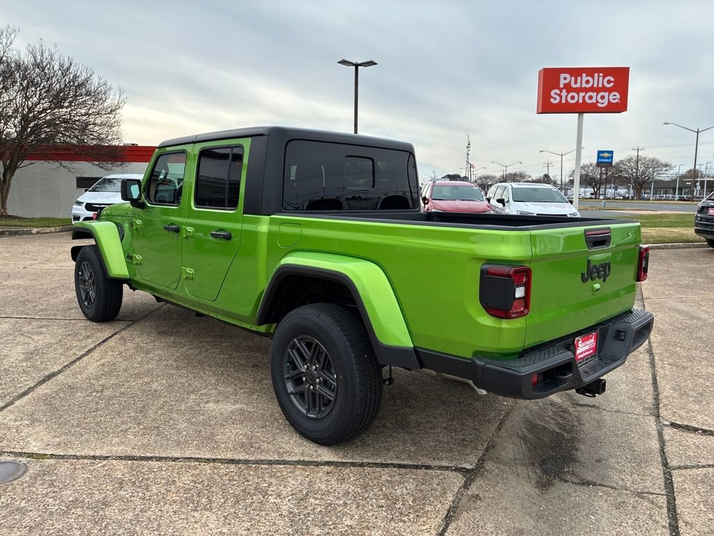 New 2026 Jeep Gladiator Sport AWD/4WD image 3