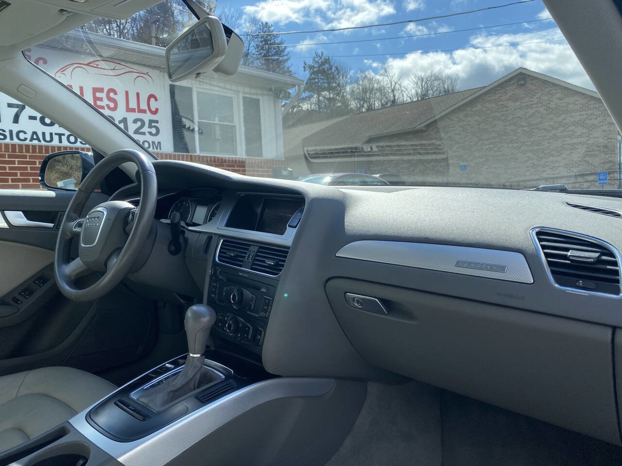 Used 2012 Audi A4 2.0T Premium image 11