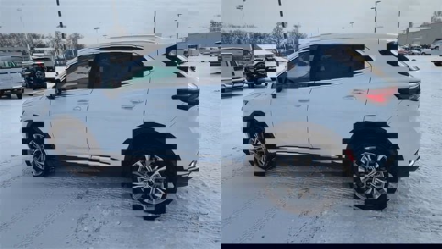 Used 2023 Buick Envision Preferred image 38