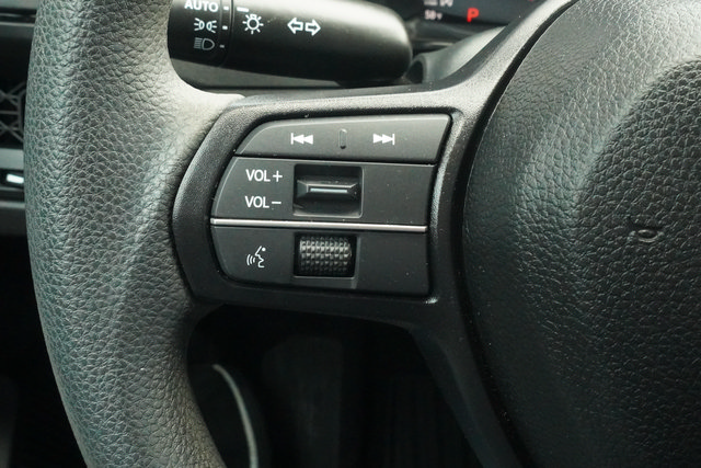 Used 2025 Honda Accord SE image 18