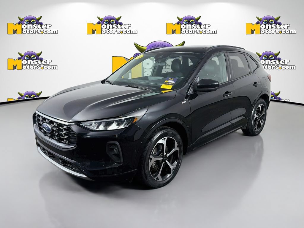 Used 2023 Ford Escape ST-Line Select w/ Tech Pack #1 AWD/4WD video 1