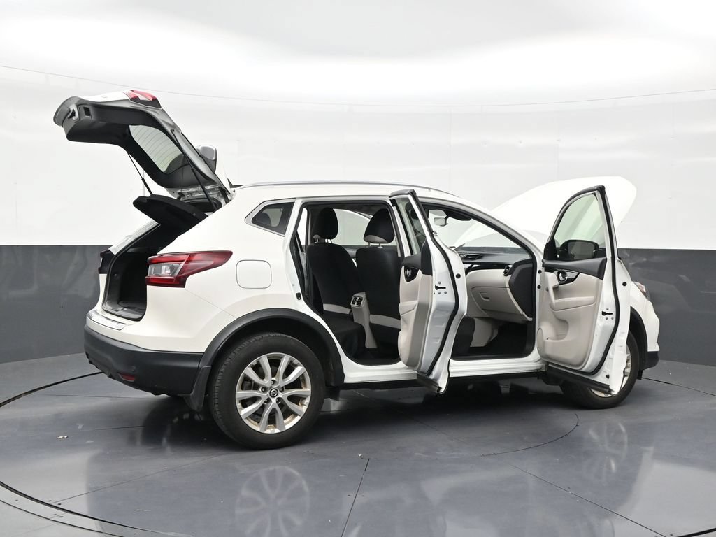 Used 2022 Nissan Rogue Sport SV FWD image 29
